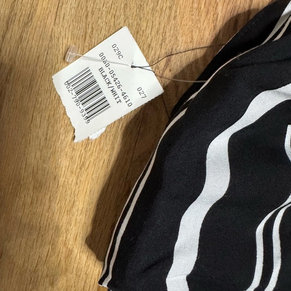 Ambiance Black and White Striped Apparel - Picture 3 of 4